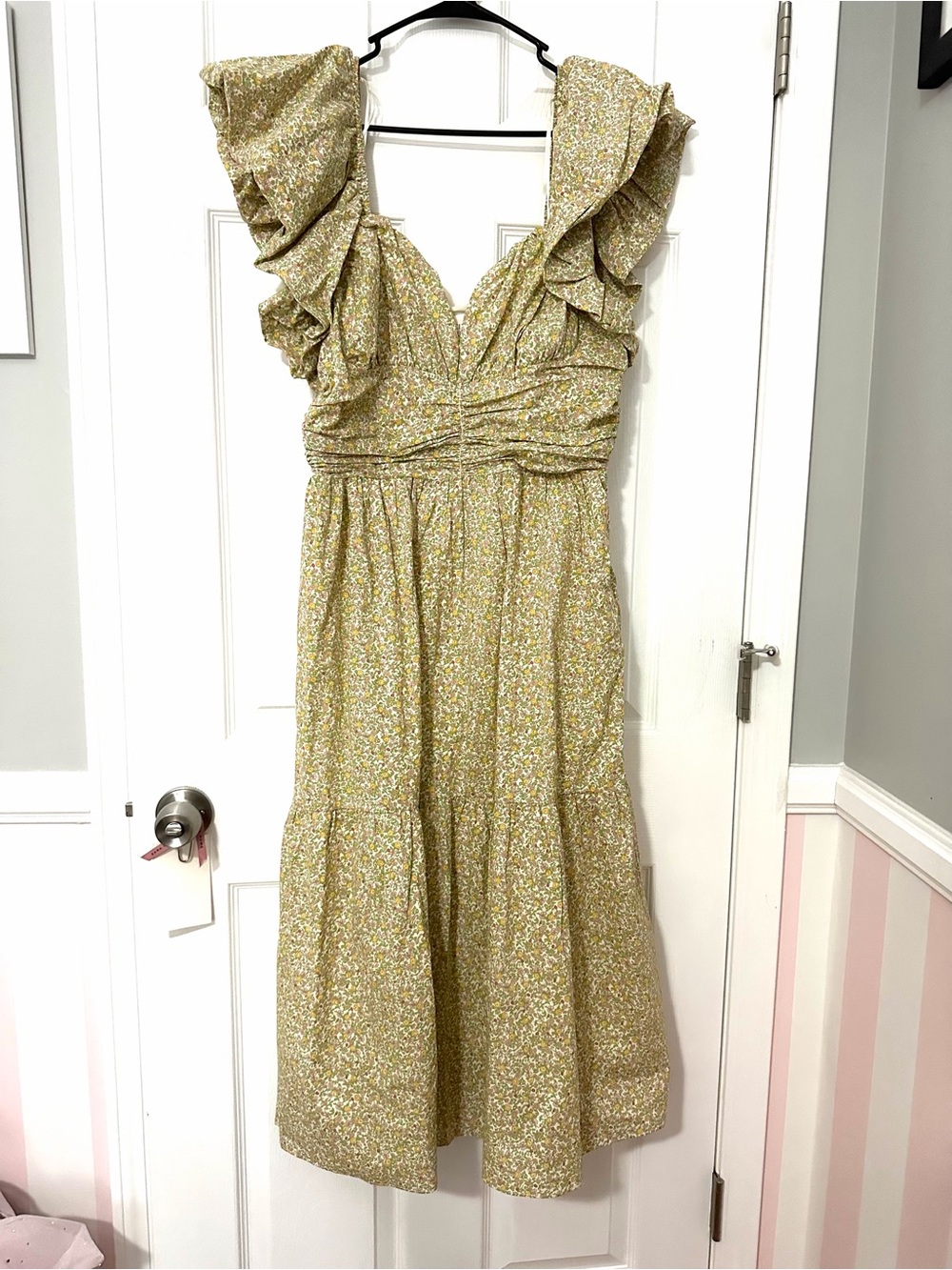 EUC Tuckernuck Hyacinth House floral sweetheart Shae midi dress medium